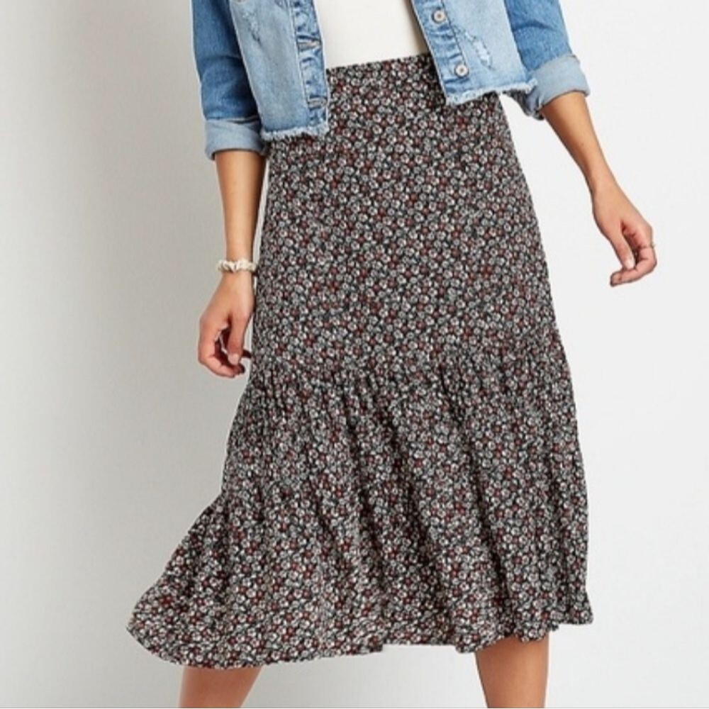Maurices Ditsy Floral Midi Skirt black red pull on plus size cottage size 22w